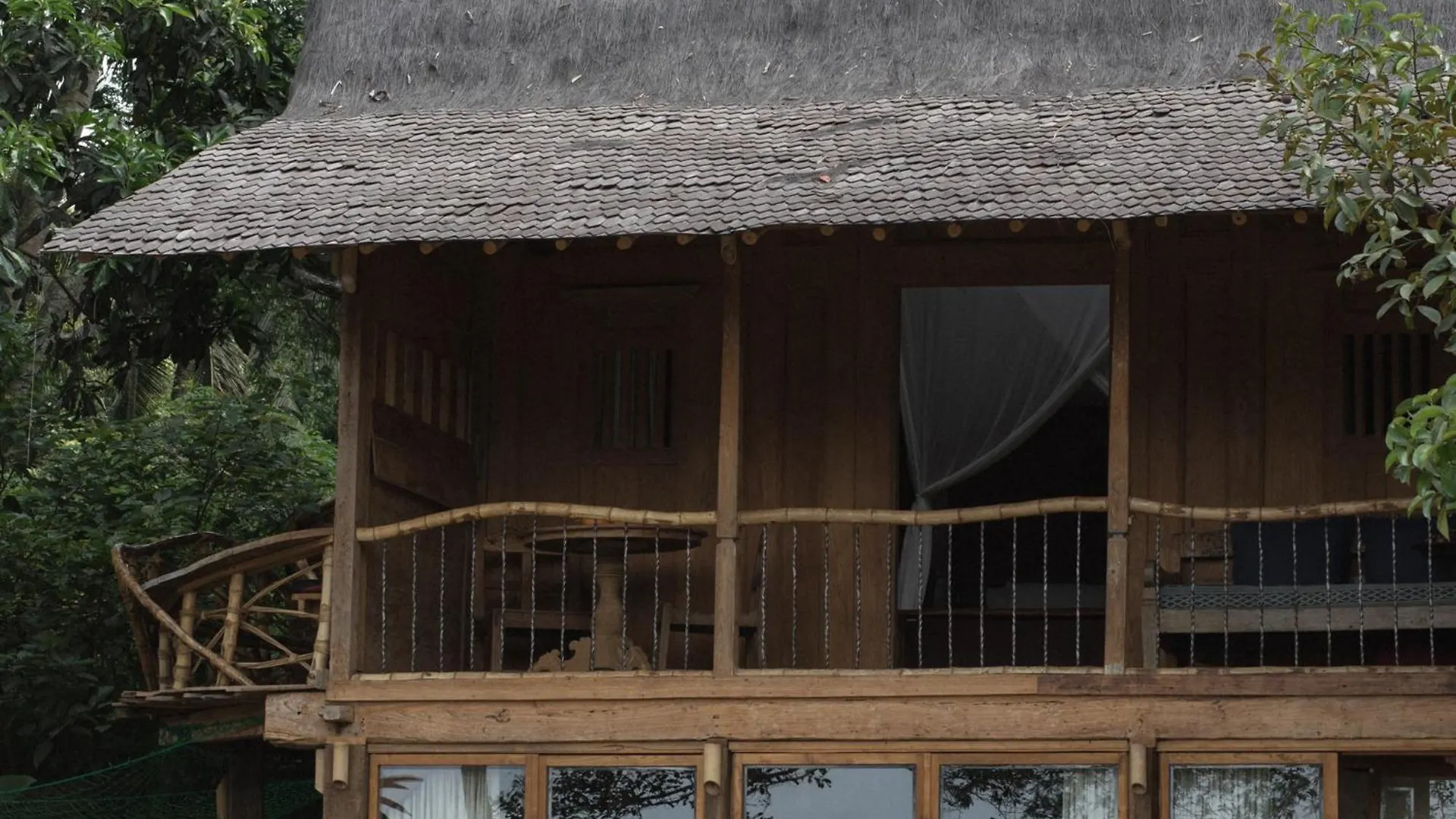 Bambu Indah Resort Ubud 5*,