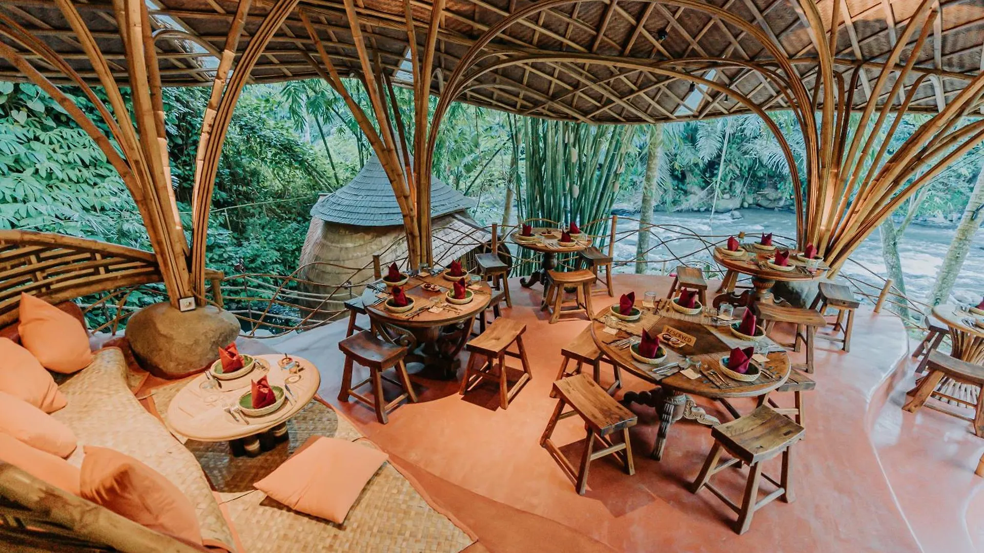 Bambu Indah Resort Ubud   Ubud (Bali)